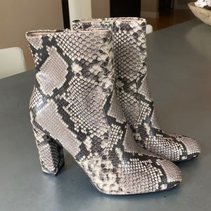 Size 8 Steve Madden faux snakeskin bootie